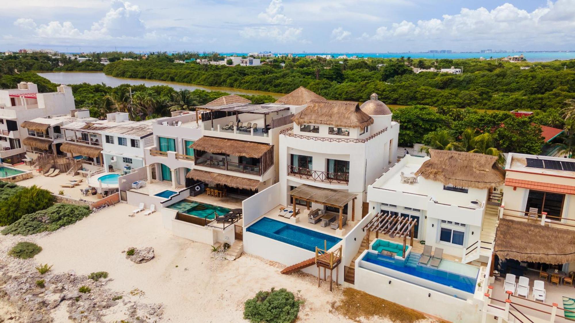 Villa Casa Javi- Ocean Front Located Mid Isla Mujeres Exterior foto